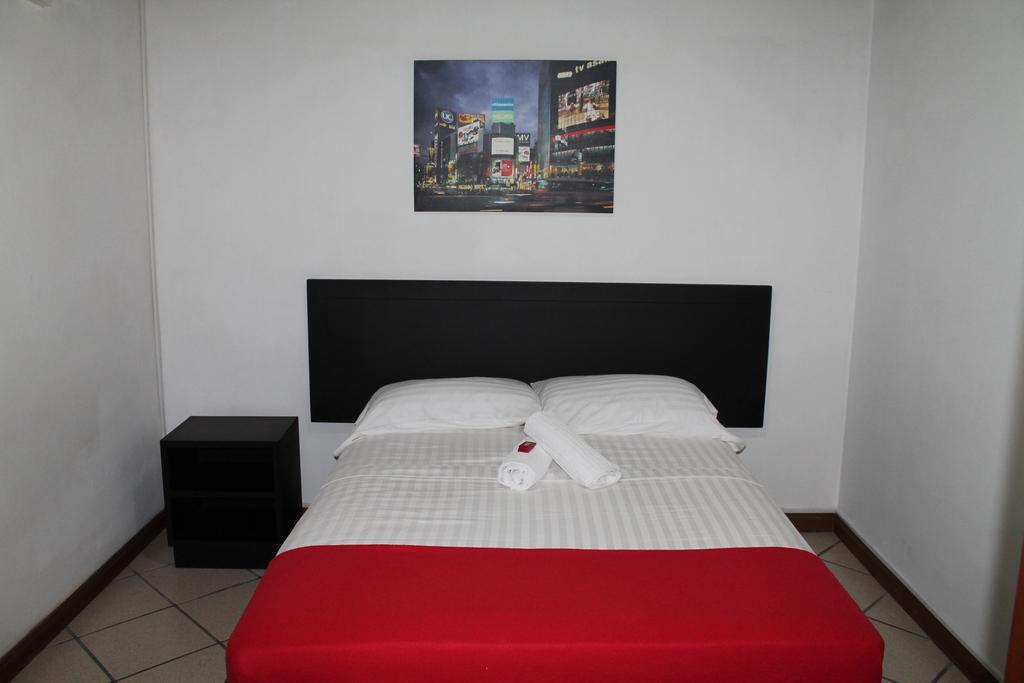 Pasadena Hostel Cali Eksteriør billede