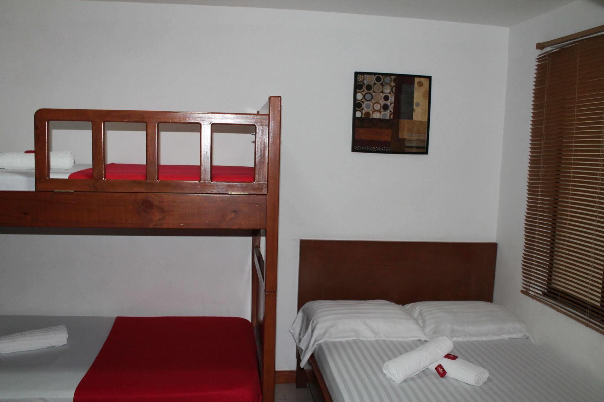 Pasadena Hostel Cali Eksteriør billede